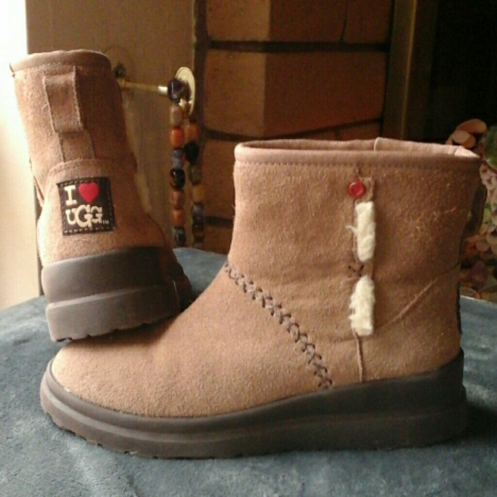 Kids Short UGG Boots